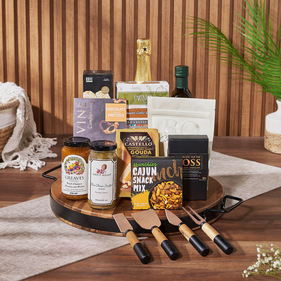 Champagne & Cheese Platter Gift Set, champagne gift, champagne, sparkling wine gift, sparkling wine, cheese board gift, cheese board, Montreal delivery