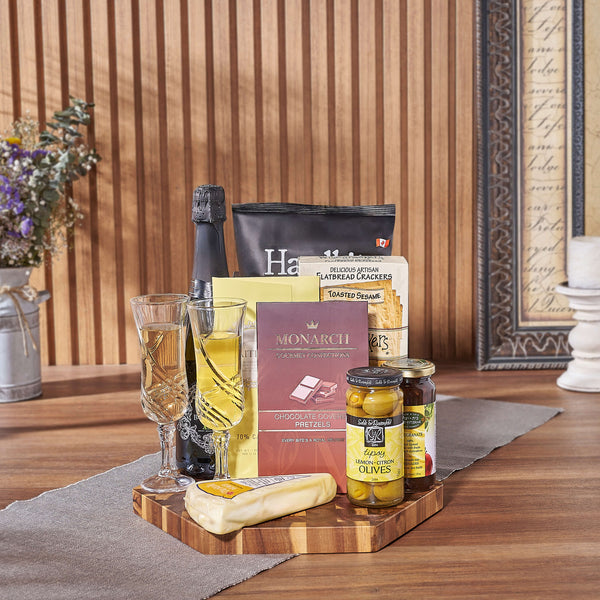 Deluxe Kosher Celebration Gift Kosher gift baskets Montreal