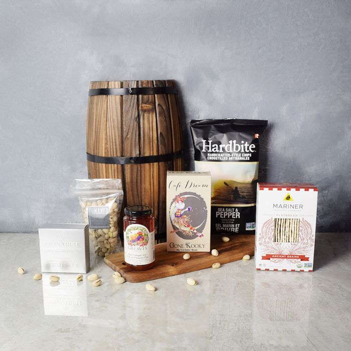 Snack Attack Gift Basket – how the gift is presented