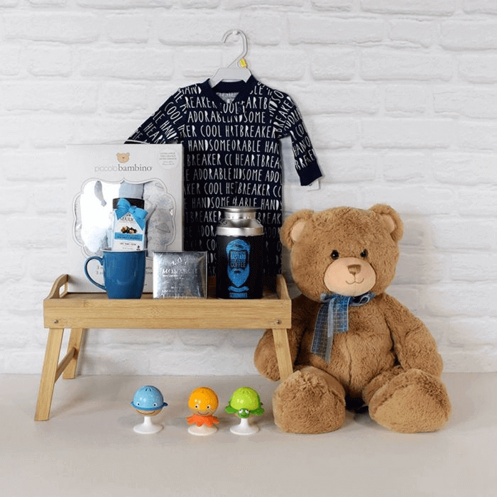 Baby Essentials and Plush Bear Set – how the gift is presented