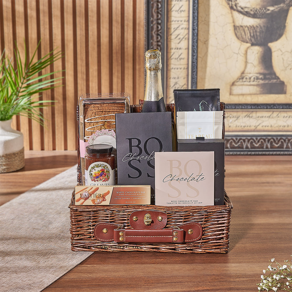 Treat your loved ones to the ultimate snacking experience with our Champagne &amp;amp; Picnic Gift Basket - Montreal Delivery
