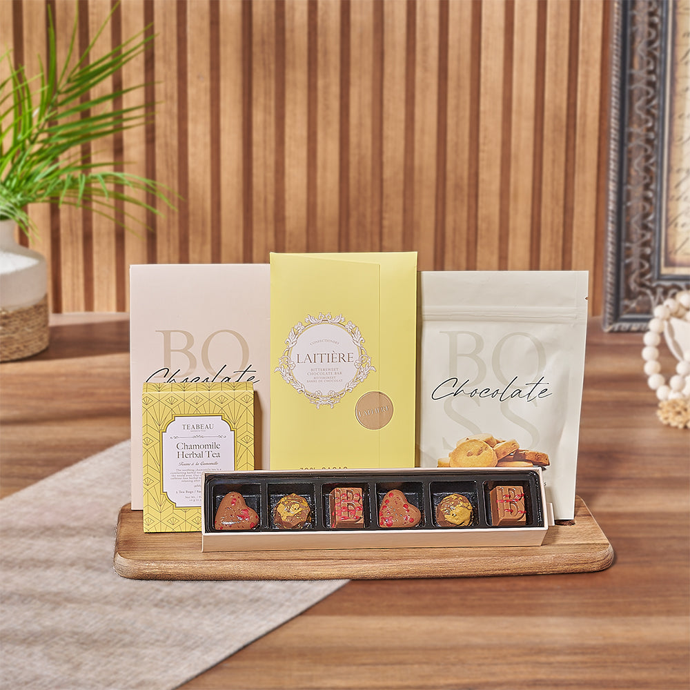 Chocolate Tea and Wooden Board Gift – how the gift is presented