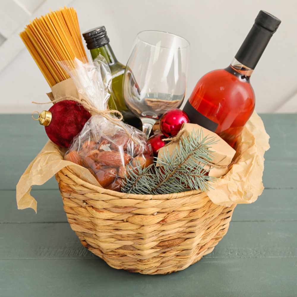 Montreal Baskets - Wines, Chocolates, Gourmet Food, Cheese, Crackers, Meats, Brossard Gift Baskets Delivery.