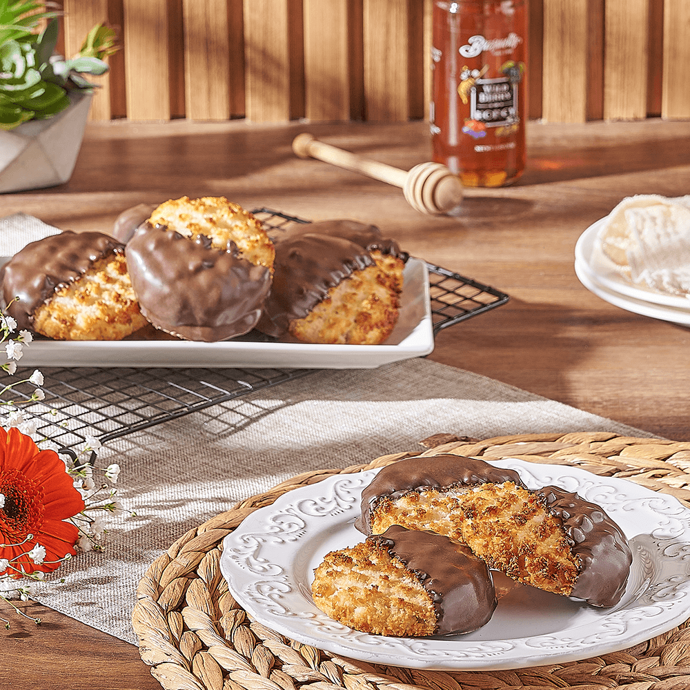 Chocolate Dipped Macaroons, cookie gift, cookie, basked goods gift, baked goods, Montreal delivery