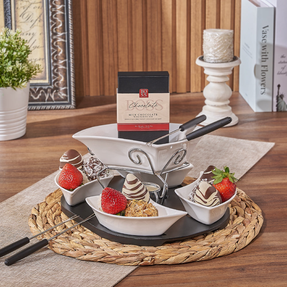 Chocolate Fondue &amp; Strawberry Gift, chocolate dipped strawberry gift, chocolate dipped strawberry, fondue gift, fondue, chocolate fondue, Montreal delivery
