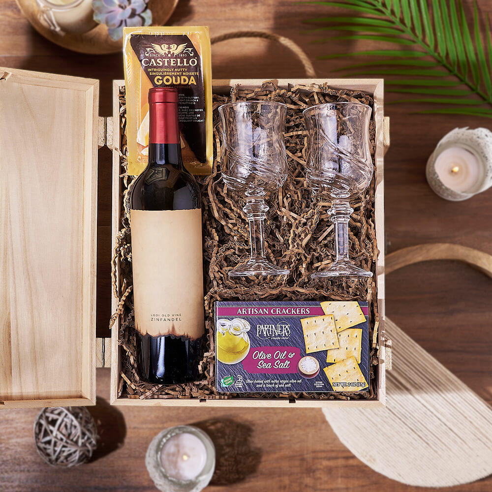 Classic Wine &amp; Cheese Crate, wine gift, wine, cheese gift, cheese, Montreal delivery