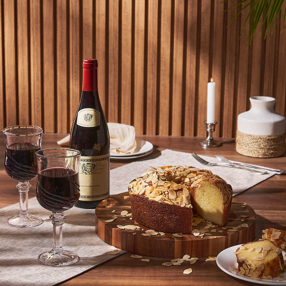 Coffee Cake & Wine Gift Set – how the gift is presented