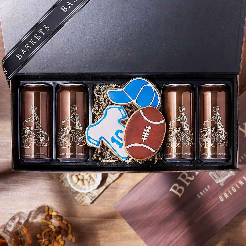 Craft Beer Sampler with Football Cookies – how the gift is presented