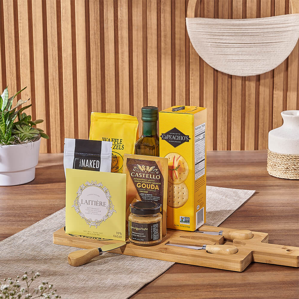 Gourmet Cheese &amp; Cracker Gift Set, cheese gift, cheese, cheese board gift, cheese board, Montreal delivery