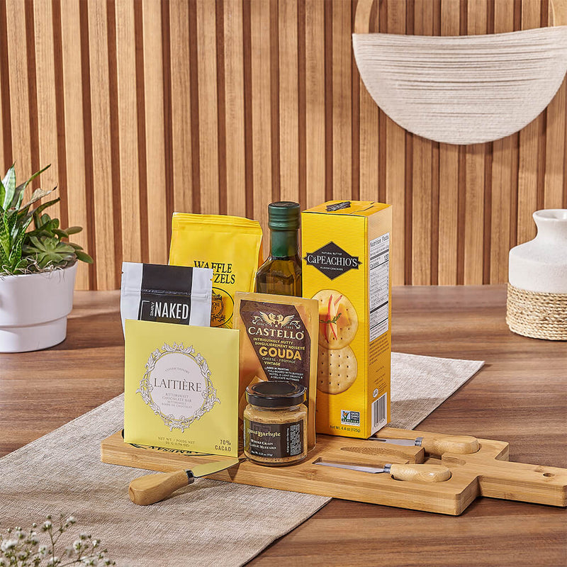 Gourmet Cheese & Cracker Gift Set, cheese gift, cheese, cheese board gift, cheese board, Montreal delivery