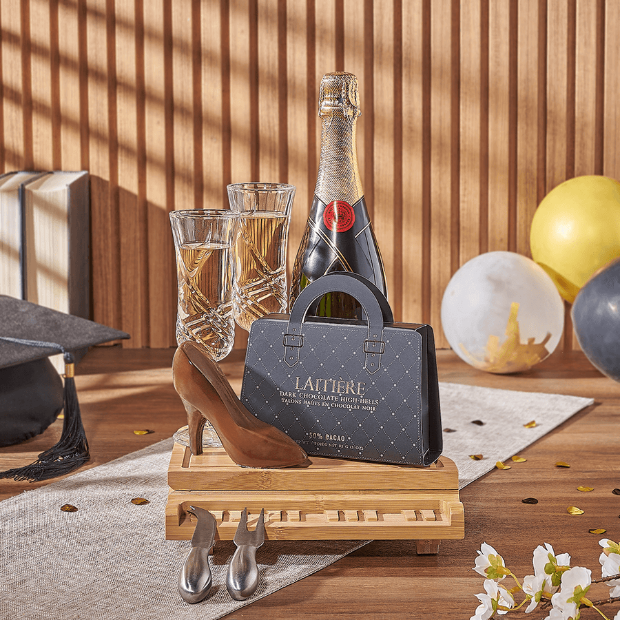 Graduating in Style Gift Set, graduation gift, graduation, chocolate gift, chocolate, champagne gift, champagne, sparkling wine gift, sparkling wine, Montreal delivery