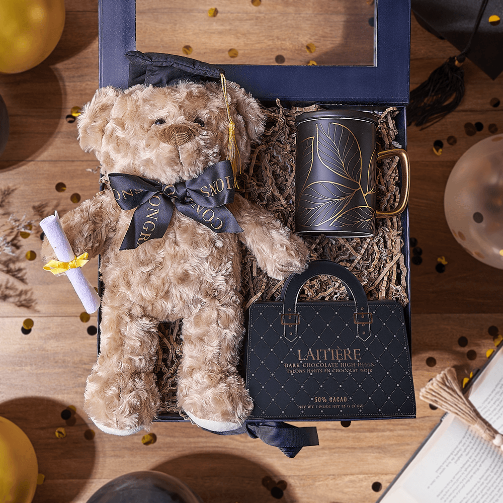 Graduation Bear with Dark Chocolate Gift – how the gift is presented