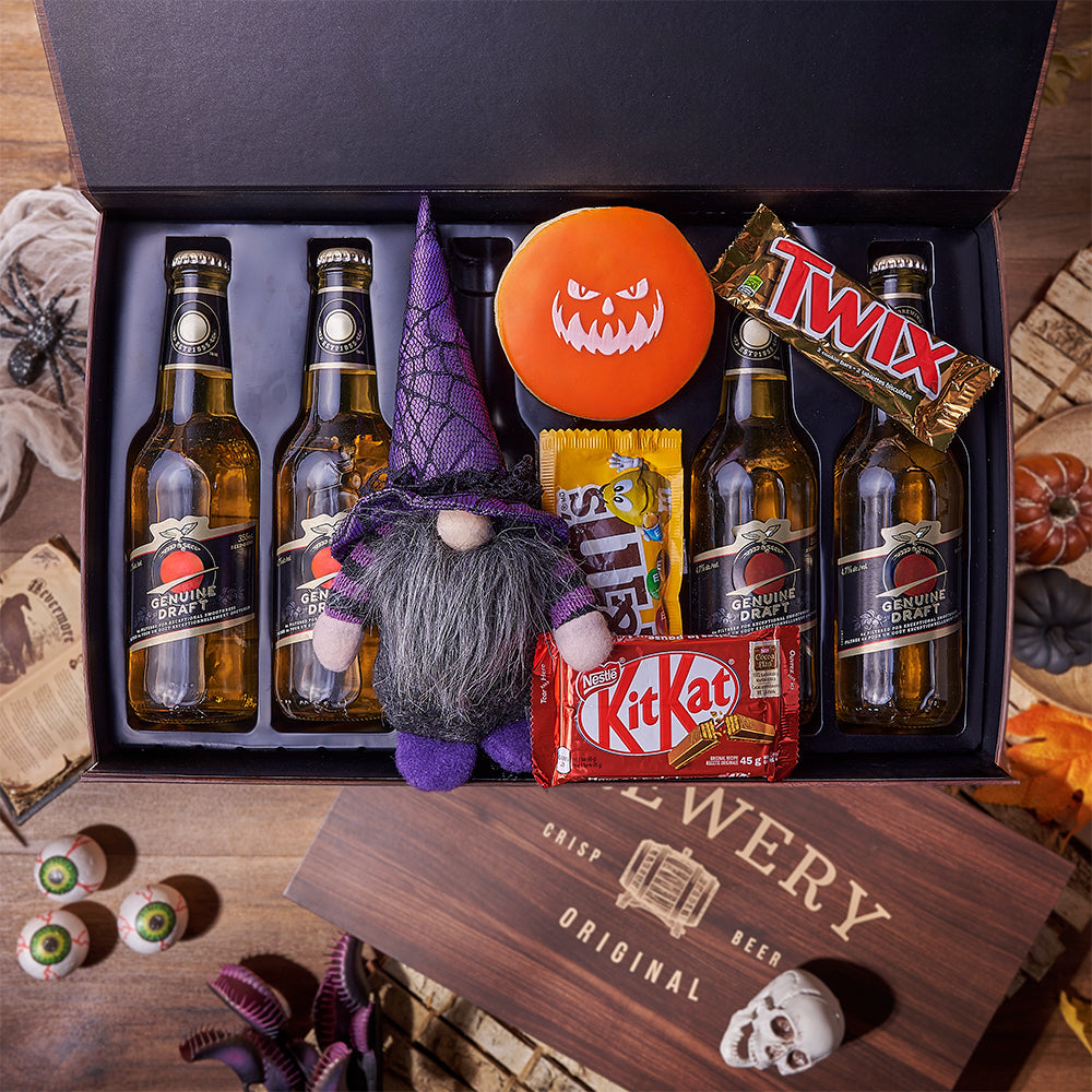 Halloween Candy &amp; Beer Gift, candy gift, candy, beer gift, beer, halloween gift, halloween, Montreal delivery