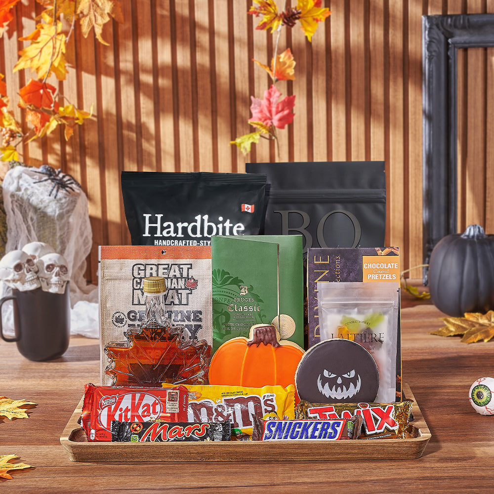 Halloween Candy &amp; Snack Board, halloween gift, halloween, candy gift, candy, cookie gift, cookie, Montreal delivery