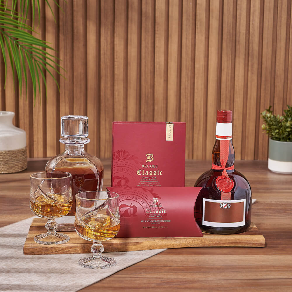 Refined Decanter &amp; Liquor Gift Set, liquor gift, liquor, decanter gift, decanter, chocolate gift, chocolate, Montreal delivery