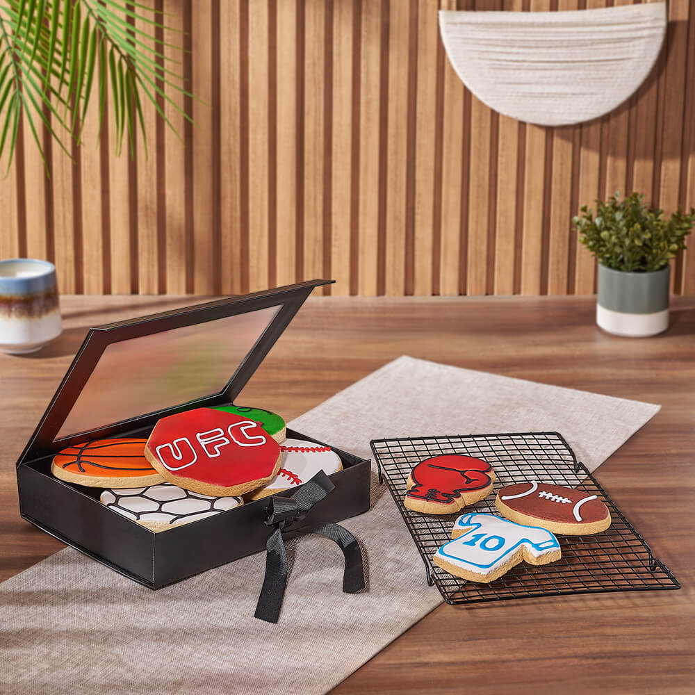 Eight Sports-Themed Cookies Box – how the gift is presented