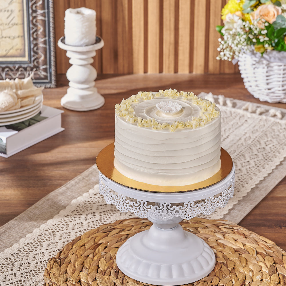 3-Layer Vanilla Buttercream Cake – how the gift is presented