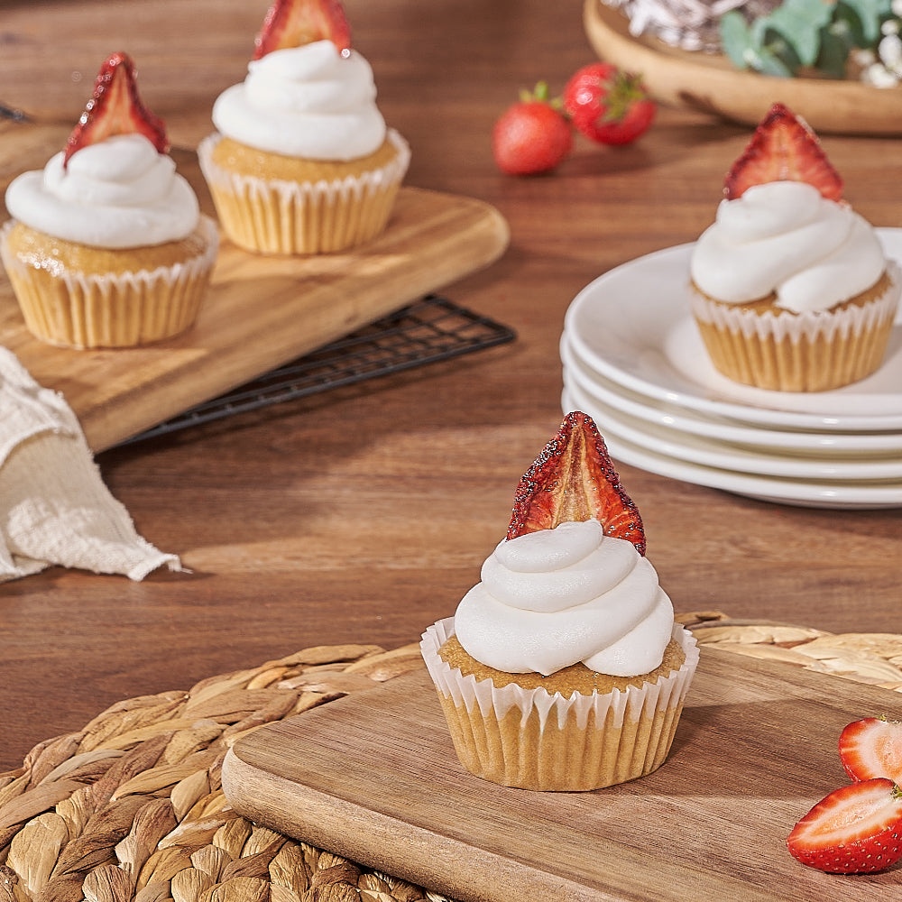 Vegan Vanilla Cupcakes Pack of 4 – how the gift is presented