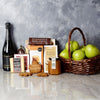 The Memories of Fall Gift Basket is a wonderful gift to send for when you can’t travel to visit friends or family over Thanksgiving from Montreal Baskets - Montreal Delivery